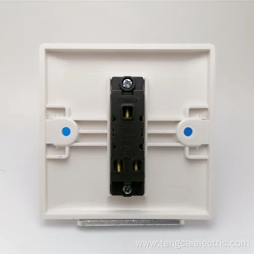 3 Gang Electrical Wall Light Switch Socket UK
